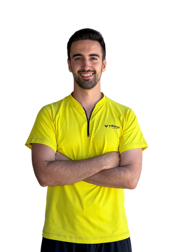 Luís Santos personal trainer in the Village Fitness gym in Portimão 